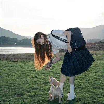 裸女怀春